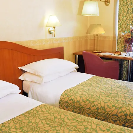 Amadeus E Teatro Hotel Torino