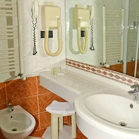 Hotel Amadeus E Teatro Torino
