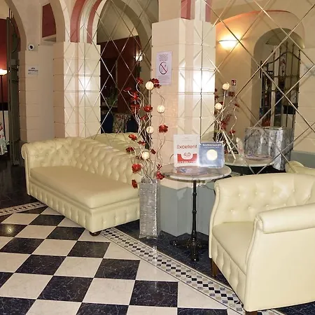 Amadeus E Teatro Hotel