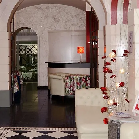 Amadeus E Teatro Hotel
