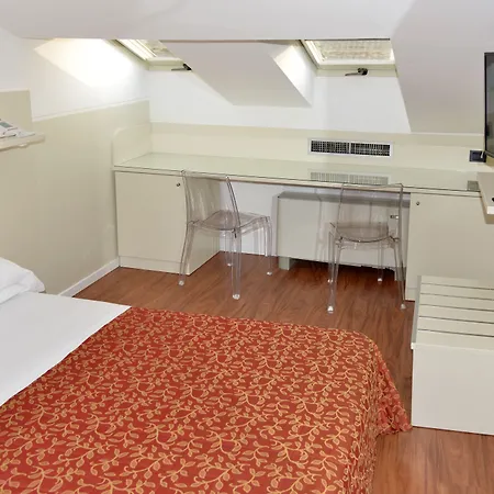 Hotell Amadeus E Teatro 3*