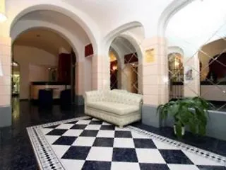 Hotell Amadeus E Teatro 3*