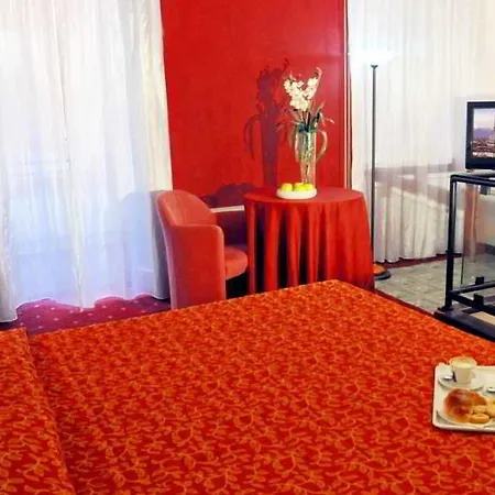 Amadeus E Teatro Hotel Torino