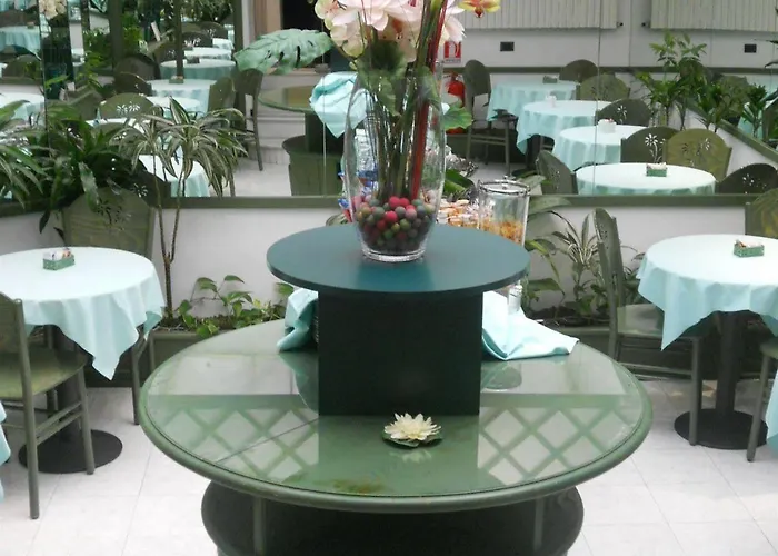 Hotel Amadeus 3*