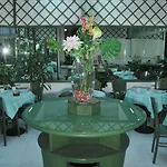 Amadeus Hotel