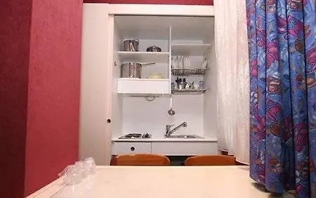 Szálloda Amadeus E Teatro 3*